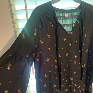 OLD NAVY Size Medium Dress Floral Bell Sleeve
